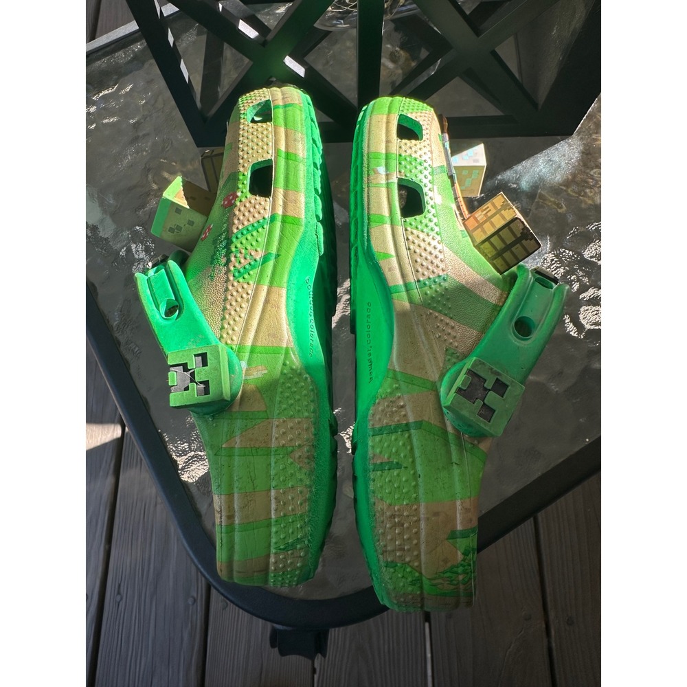Croc Minecraft Clog Shoes Green Camo With Jibbitz Kids Junior Size J2 - Picture 6 of 7